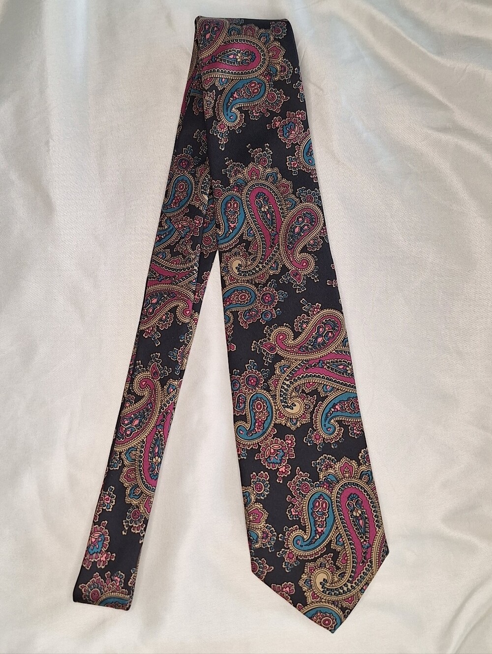 Vintage Old Money Eclectic Grandpa The Hub Ltd Paisley Silk Tie